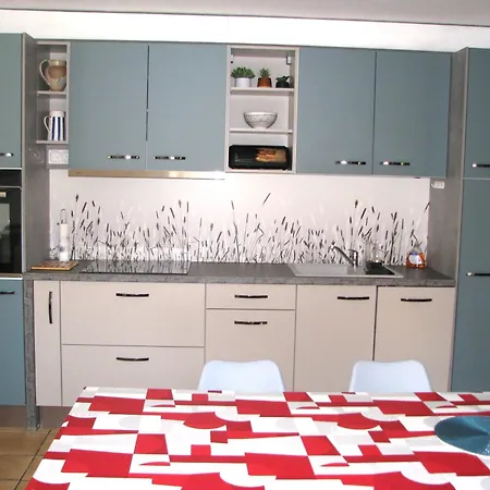 Maison Du Combayre A Estaing (Aveyron)