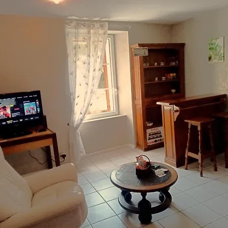 Maison Du Combayre A Σπίτι διακοπών *