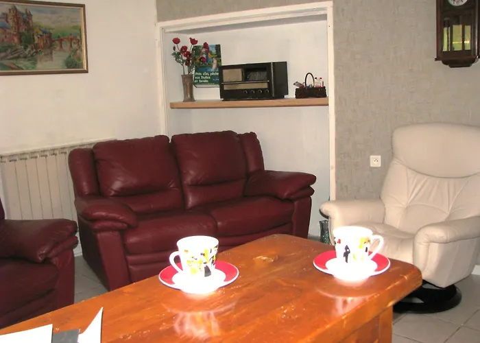 Maison Du Combayre A * Estaing (Aveyron)