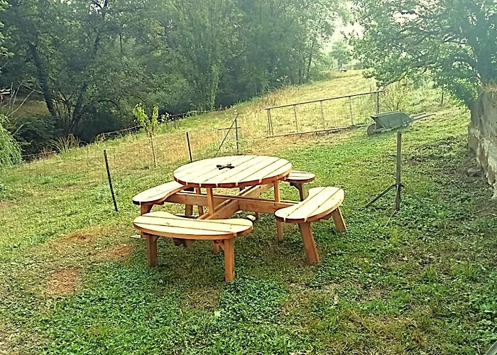 Maison Du Combayre A Σπίτι διακοπών Estaing (Aveyron)