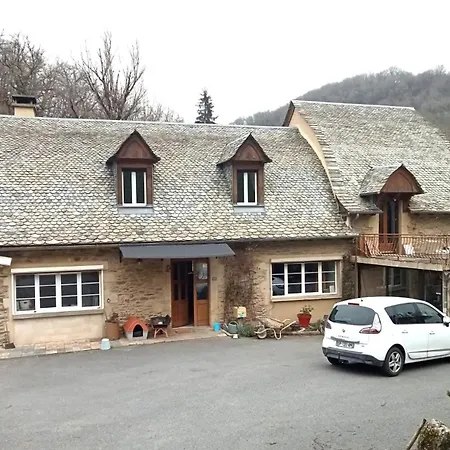 Maison Du Combayre A Estaing (Aveyron)